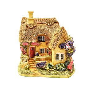 Lilliput Lane KATIE'S KITE Figurine 2000 with Box and COA Deed L2428